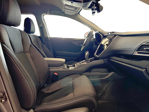 Subaru Outback 9 of 14