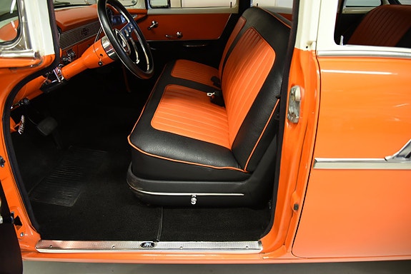 Chevrolet 210 23 of 30