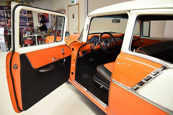 Chevrolet 210 22 of 30