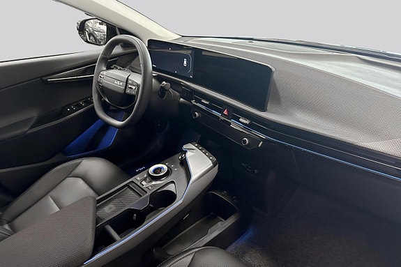 Kia EV6 11 of 16