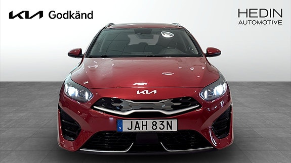 Kia Ceed 2 of 21