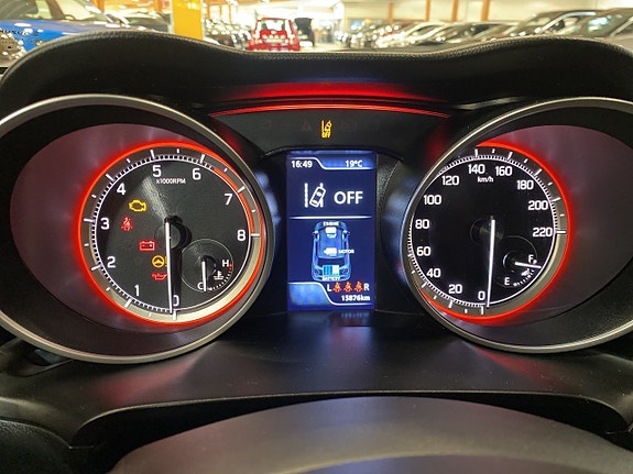Suzuki Swift 8 of 9