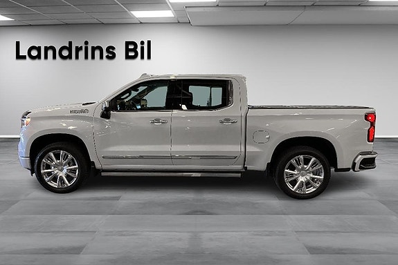 Chevrolet Silverado 1500 4 of 23