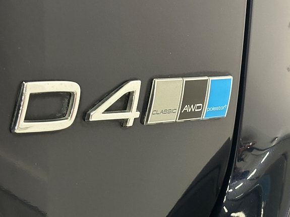 Volvo XC60 12 of 30