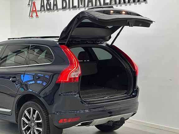 Volvo XC60 10 of 30