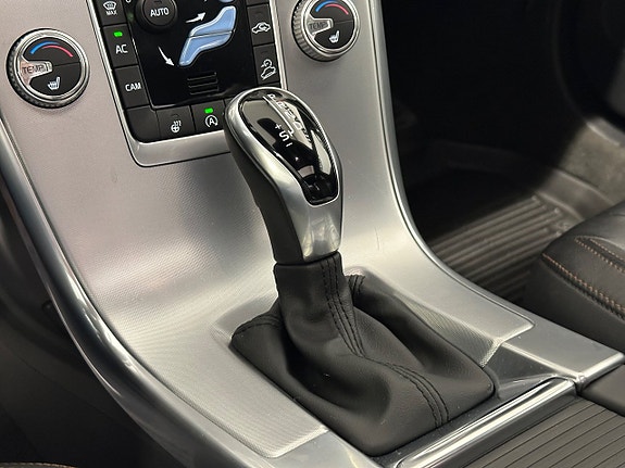 Volvo XC60 21 of 30