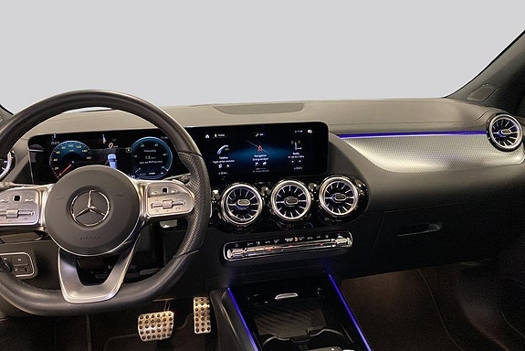 Mercedes-Benz EQA250+ 7 of 14