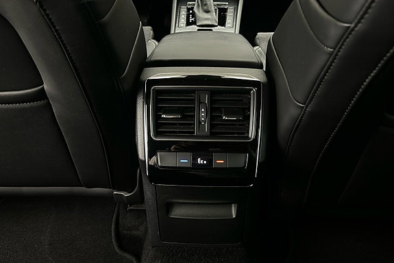 Skoda Superb 22 of 28