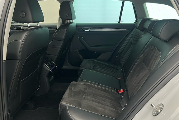 Skoda Superb 13 of 28