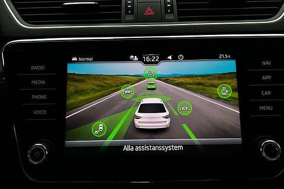 Skoda Superb 23 of 28