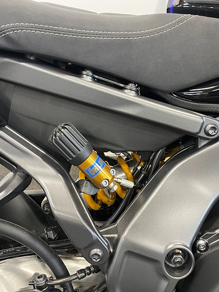 Yamaha MT-09 SP "Lågmilare i nyskick ! Endast 370 mil." 6 of 9