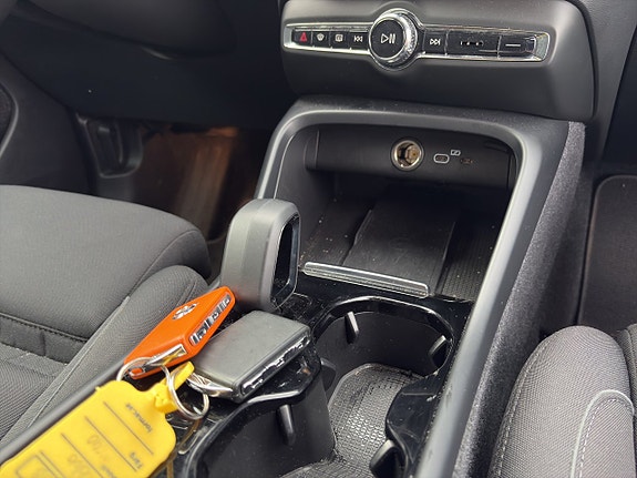 Volvo XC40 20 of 22