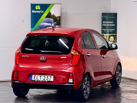 Kia Picanto 4 of 16