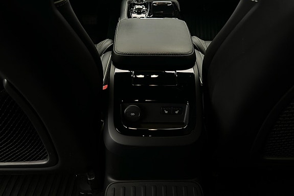 Volvo V60 22 of 27