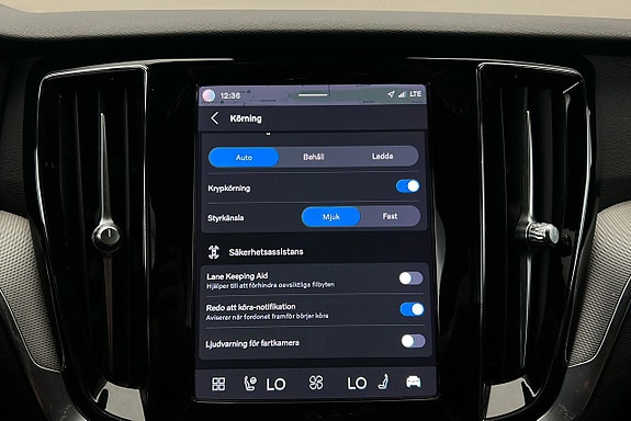 Volvo V60 21 of 27
