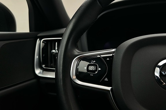 Volvo V60 25 of 27