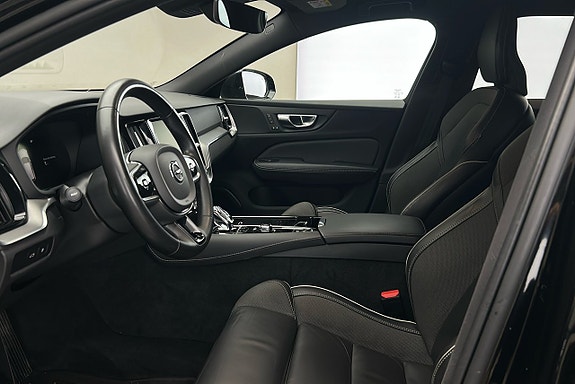 Volvo V60 10 of 27