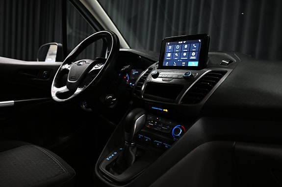Ford Transit Connect 27 of 29