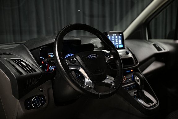 Ford Transit Connect 15 of 29