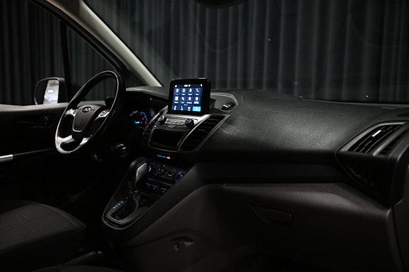Ford Transit Connect 26 of 29