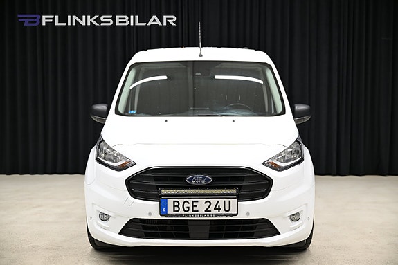 Ford Transit Connect 13 of 29