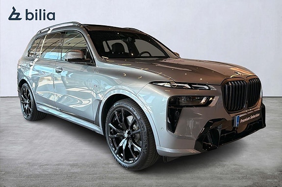BMW X7 2 of 22