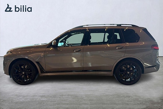 BMW X7 7 of 22