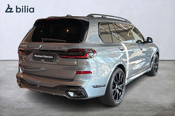 BMW X7 5 of 22