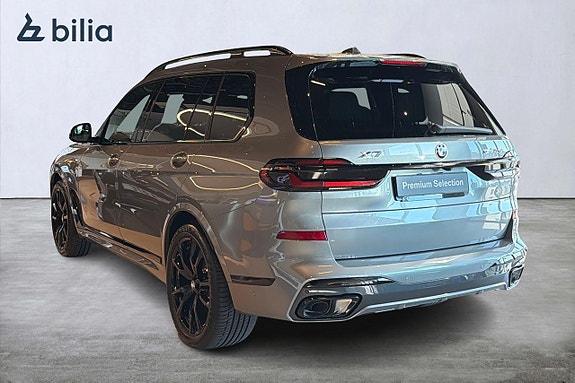 BMW X7 4 of 22