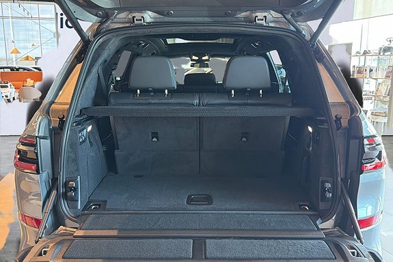 BMW X7 21 of 22