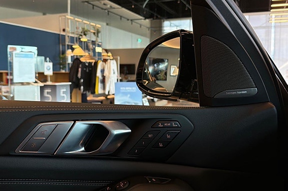 BMW X7 20 of 22