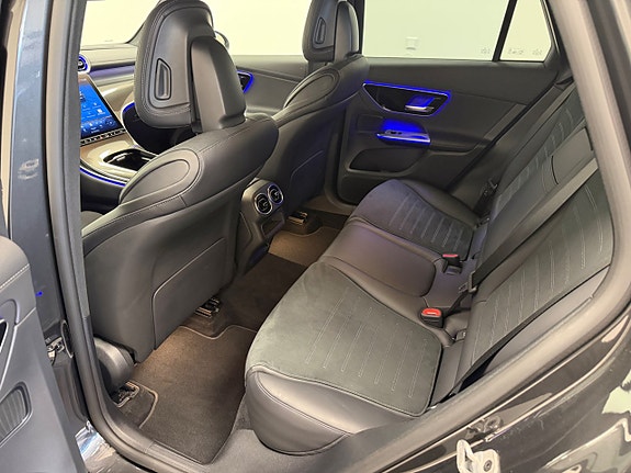 Mercedes-Benz GLC300 de 21 of 25