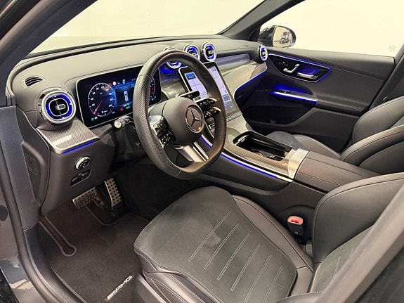 Mercedes-Benz GLC300 de 8 of 25
