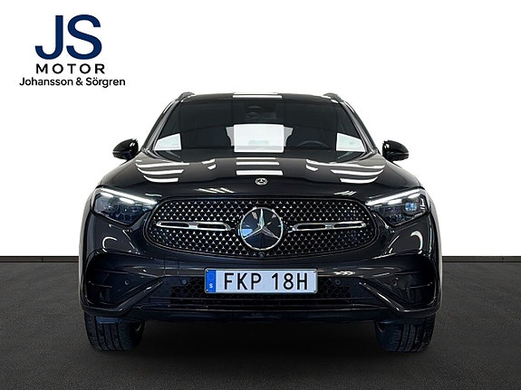 Mercedes-Benz GLC300 de 3 of 25