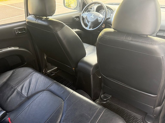 Mitsubishi L200 14 of 22