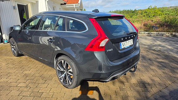 Volvo V60 3 of 7