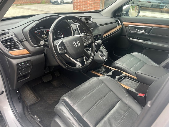 Honda CR-V 9 of 11