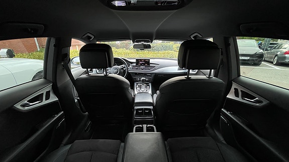 Audi A7 10 of 12