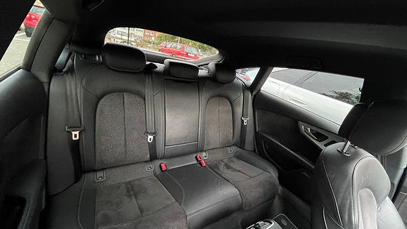 Audi A7 9 of 12