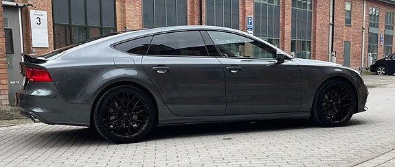 Audi A7 4 of 12