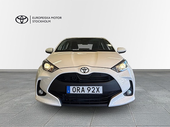 Toyota Yaris 6 of 11