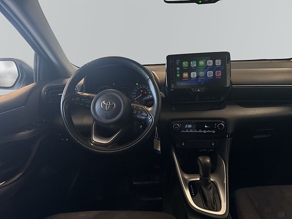 Toyota Yaris 9 of 11