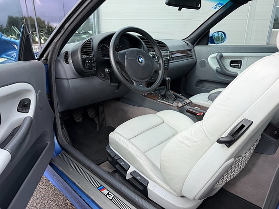 BMW M3 6 of 12
