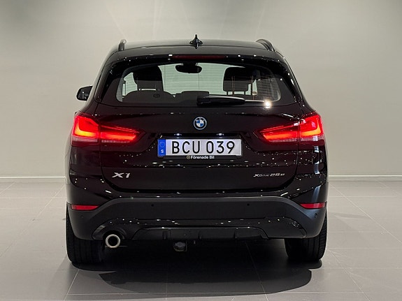 BMW X1 4 of 17