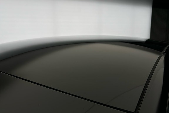 Tesla Model 3 17 of 25