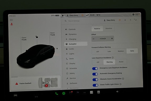 Tesla Model 3 24 of 25