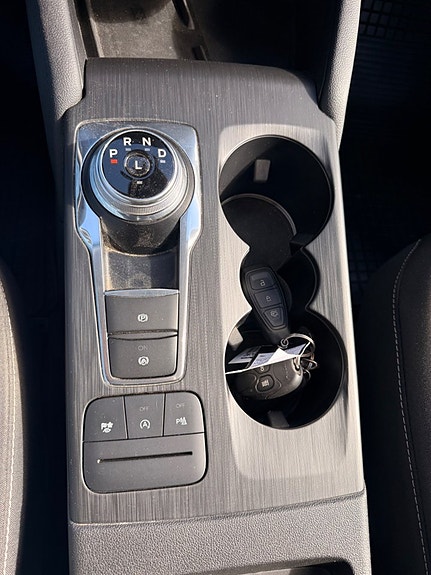 Ford Kuga 10 of 10
