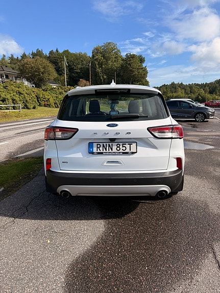 Ford Kuga 5 of 10