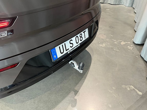 Volvo EX90 8 of 23