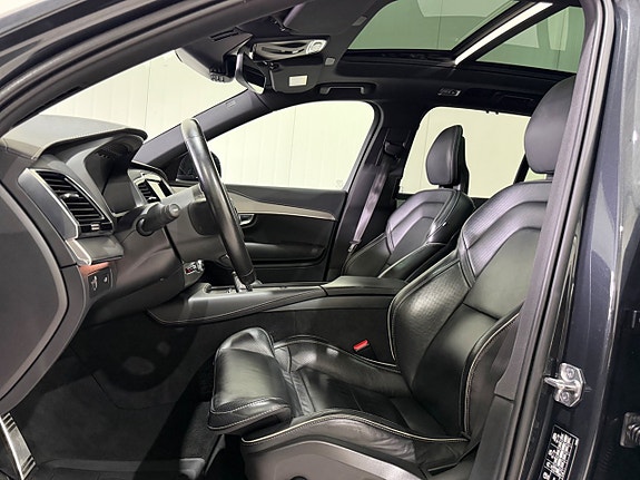 Volvo XC90 8 of 26
